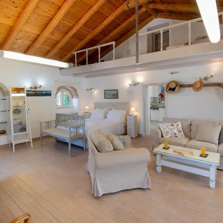 Harbour House *